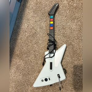 Wired working guitar hero Gibson guitar